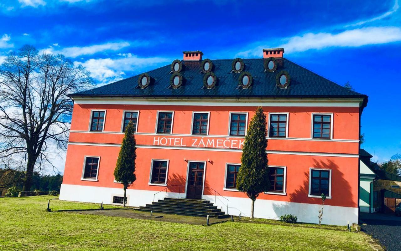 Wellness Hotel Zamecek Jetrichovice  Luaran gambar